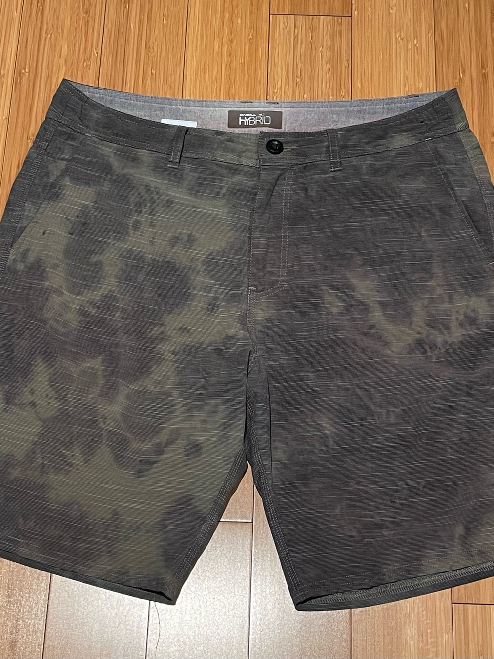 O'Neill Men’s Tie-Dye Hybrid Shorts